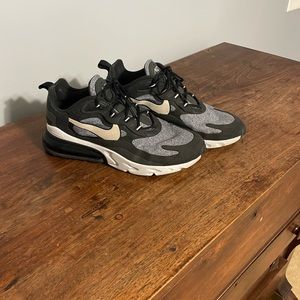 Nike Air Max 270 React - Size 10.5